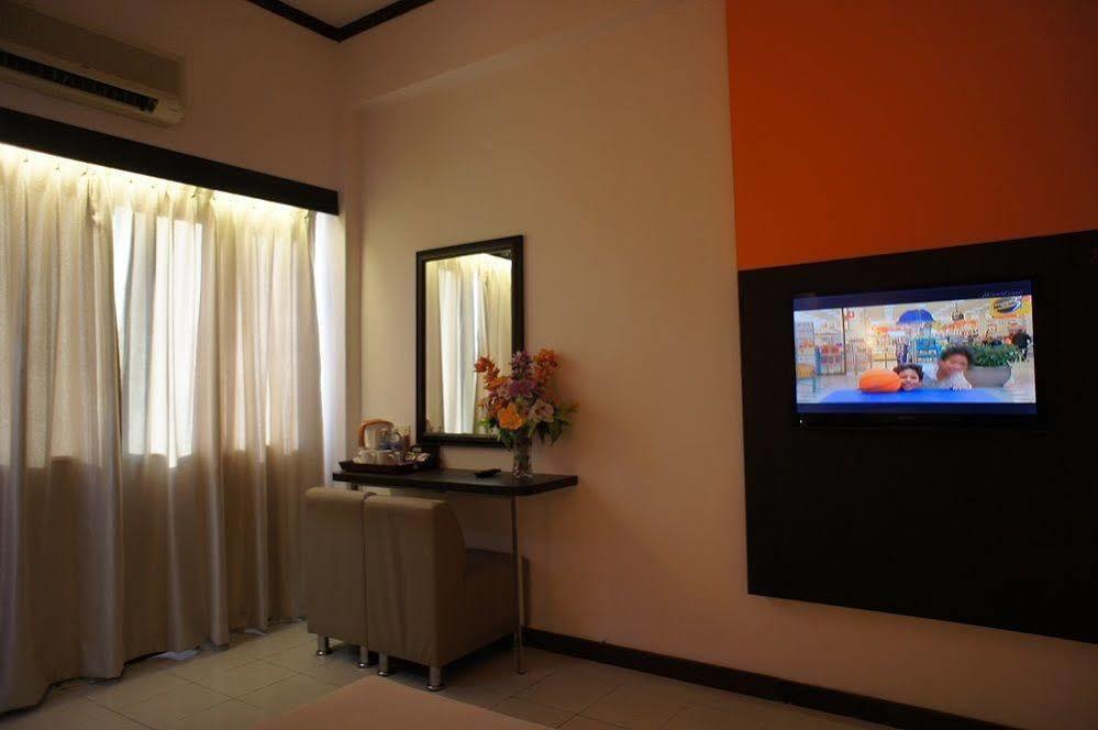 Meldrum Hotel Johor Bahru Eksteriør bilde